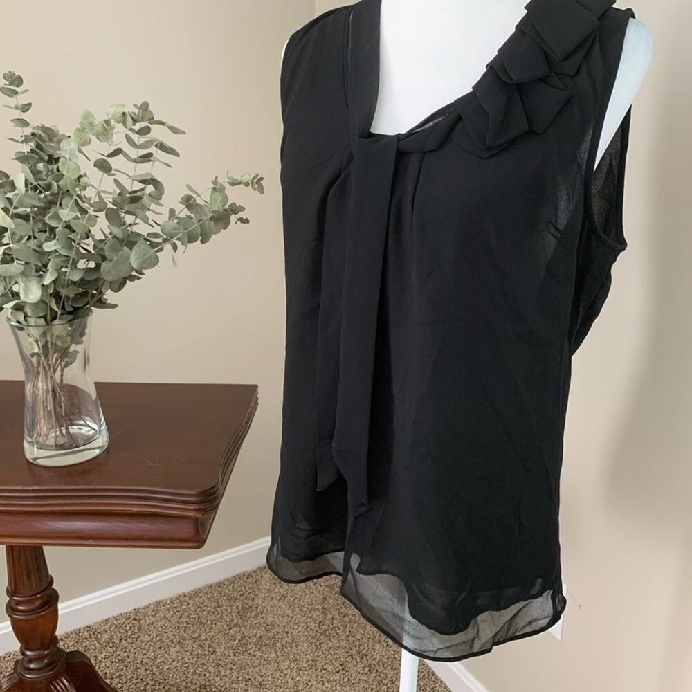 Gap Women’s Black Sleeveless Sheer Tank Top Blouse Medium